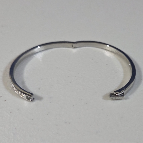 Silver Givenchy bracelet with gemstone detail - Picture 2 of 5